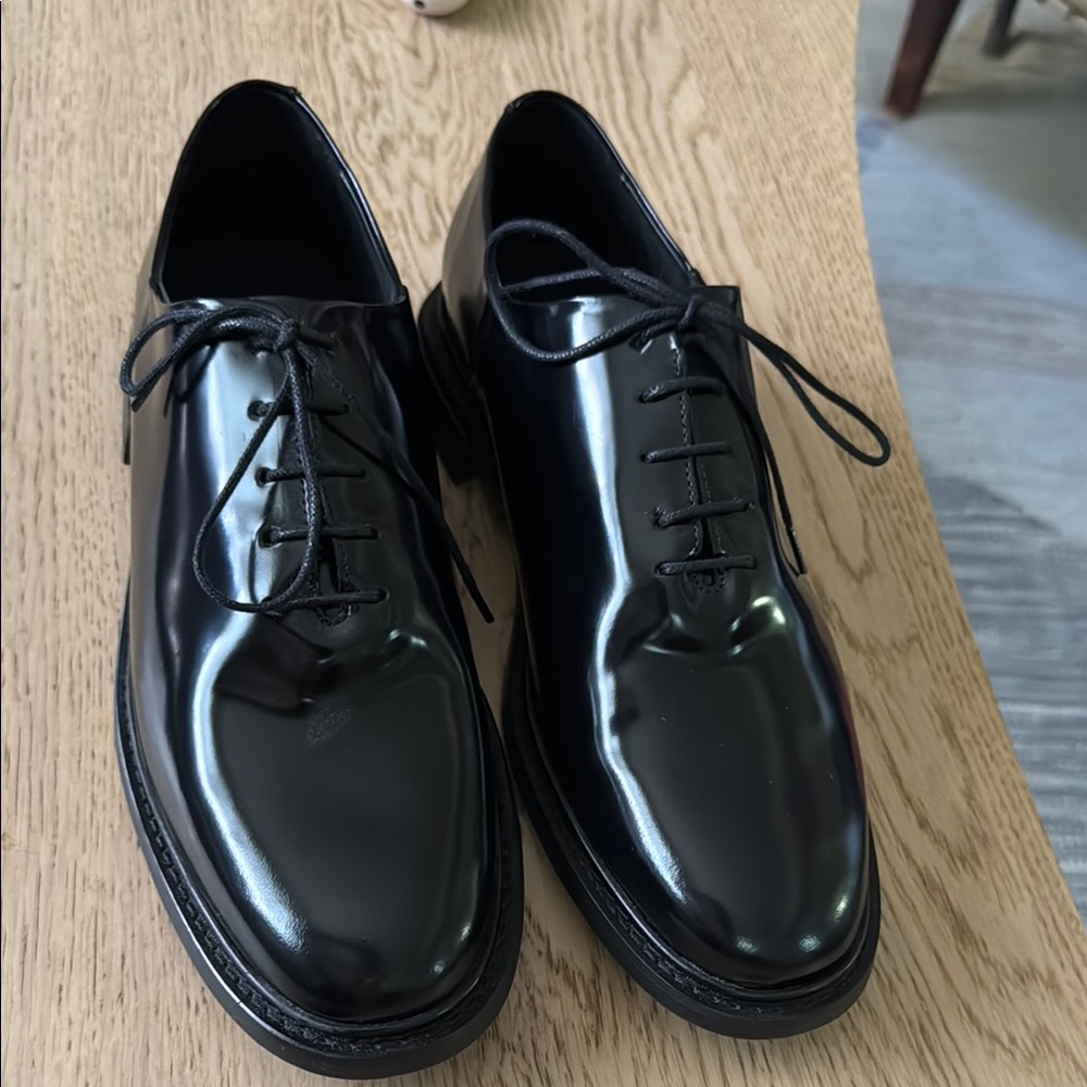 COS Women's Black Round-toe Leather Oxford